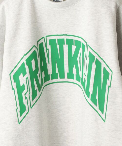 FRANKLIN & MARSHALL（フランクリンマーシャル）の「【WEB限定/SHIPS別注】FRANKLIN&MARSHALL: ビッグ アーチ ロゴ プリント スウェット (トレーナー)（スウェット・メンズ・ライトグレー/ブラック/ブラウン/サックスブルー・SMALL/MEDIUM/LARGE）」の21枚目の写真
