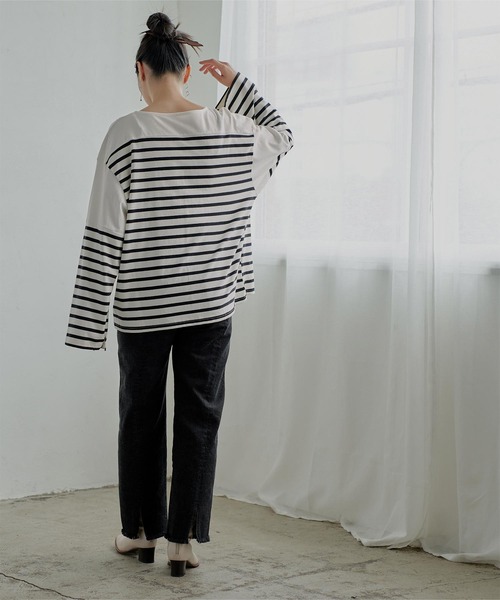 miette（ミエット）の「ﾎﾞﾀﾝｽﾘｰﾌﾞﾎﾞｰﾀﾞｰﾛﾝT（Tシャツ/カットソー