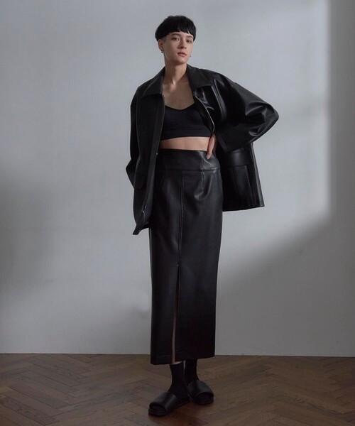 city（シティ）の「【CITY】ストレッチレザータイトスカート/セットアップ対応（スカート・レディース・ブラック/アイボリー・1/2）」の7枚目の写真