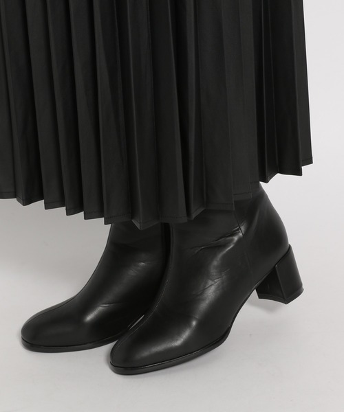 niko and...（ニコアンド）の「レザーライクプリーツスカート（スカート・レディース・ブラック/グリーン/アイボリー・MEDIUM/LARGE）」の18枚目の写真