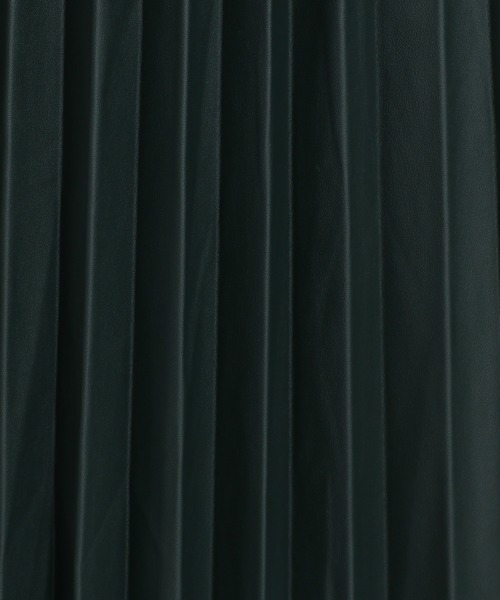 niko and...（ニコアンド）の「レザーライクプリーツスカート（スカート・レディース・ブラック/グリーン/アイボリー・MEDIUM/LARGE）」の12枚目の写真