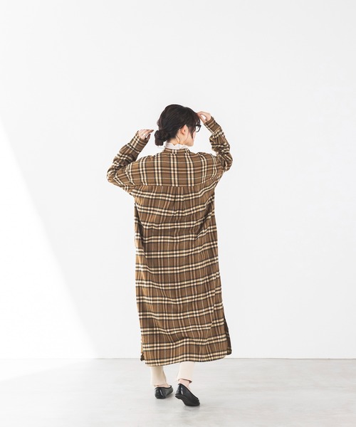 hunch(ハンチ)の「【WEB限定/別注】微起毛 チェック スタンドネック シャツワンピース(シャツワンピース・レディース・ベージュ/ブラウン/イエロー・FREE)」の7枚目の写真