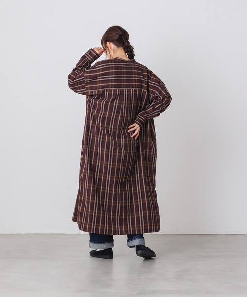 hunch(ハンチ)の「【WEB限定/別注】微起毛 チェック スタンドネック シャツワンピース(シャツワンピース・レディース・ベージュ/ブラウン/イエロー・FREE)」の19枚目の写真