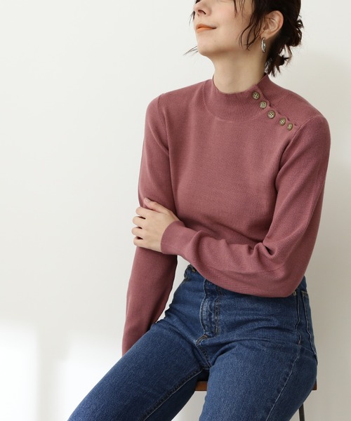 N.（N. Natural Beauty Basic）（エヌエヌナチュラルビューティーベーシック）の「◆スコッチボタンネックニット（ニット/セーター・レディース・グリーン/ネイビー/ピンク/オフホワイト・MEDIUM）」の4枚目の写真