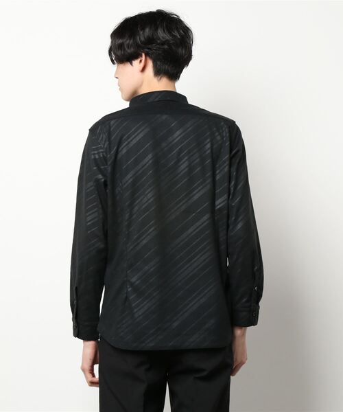 NICOLE CLUB FOR MEN(ニコルクラブフォーメン)の「バイアスストライププリントシャツ(シャツ/ブラウス・メンズ・ライトグレー/ブラック・MEDIUM/LARGE/X-LARGE/XX-LARGE)」の3枚目の写真