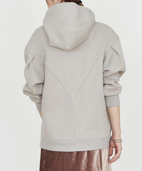 SOFFITTO(ソフィット)の「袖タックパーカー(パーカー・レディース・レッド/ミント/グレイッシュベージュ/ブラック/ベージュ・FREE)」の8枚目の写真