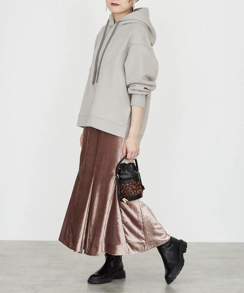 SOFFITTO(ソフィット)の「袖タックパーカー(パーカー・レディース・レッド/ミント/グレイッシュベージュ/ブラック/ベージュ・FREE)」の10枚目の写真