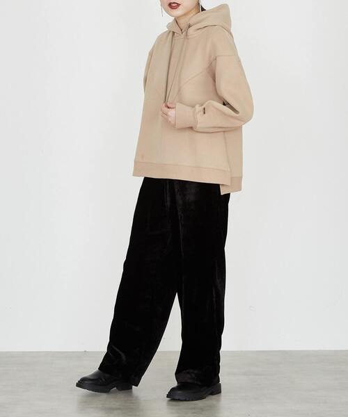 SOFFITTO(ソフィット)の「袖タックパーカー(パーカー・レディース・レッド/ミント/グレイッシュベージュ/ブラック/ベージュ・FREE)」の14枚目の写真