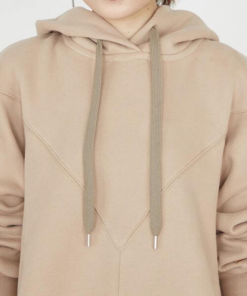 SOFFITTO(ソフィット)の「袖タックパーカー(パーカー・レディース・レッド/ミント/グレイッシュベージュ/ブラック/ベージュ・FREE)」の17枚目の写真