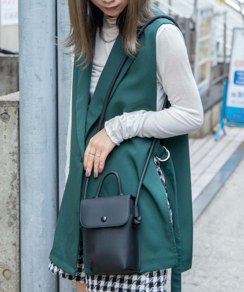 WEGO（ウィゴー）の「WEGO/ハンドルフラップミニショルダー（ショルダーバッグ・レディース・ブラック/オフホワイト/その他1/ベージュ/ブラウン/ホワイト系その他/ブラック系その他・FREE）」の8枚目の写真