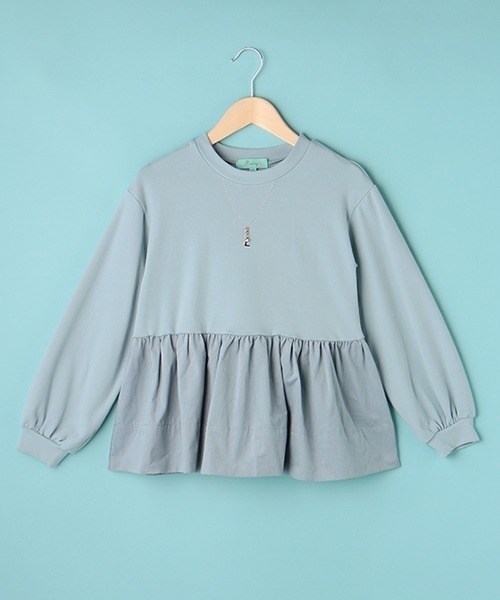 Lindsay(リンジィ)の「布帛切替えペプラムプルオーバー(スウェット・キッズ・アイボリー/ブラック/サックスブルー・L/M/S)」の3枚目の写真