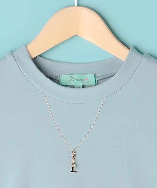 Lindsay(リンジィ)の「布帛切替えペプラムプルオーバー(スウェット・キッズ・アイボリー/ブラック/サックスブルー・L/M/S)」の10枚目の写真