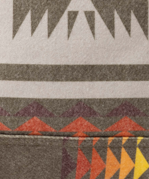 PENDLETON（ペンドルトン）の「【PENDLETON × TAION / ペンドルトン × タイオン】 ダウン トートバッグ 213003（トートバッグ・メンズ・ベージュ/オフホワイト/ブラック・フリー）」の11枚目の写真