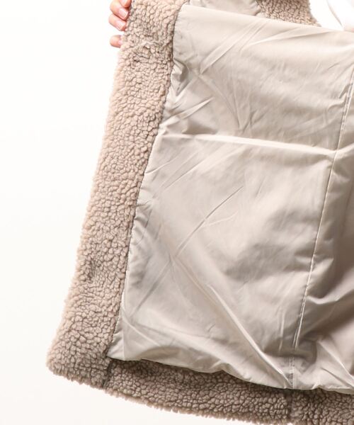 rps（アールピーエス）の「ボアチュニックロングベスト（ベスト・レディース・チャコールグレー/ベージュ・フリー）」の8枚目の写真