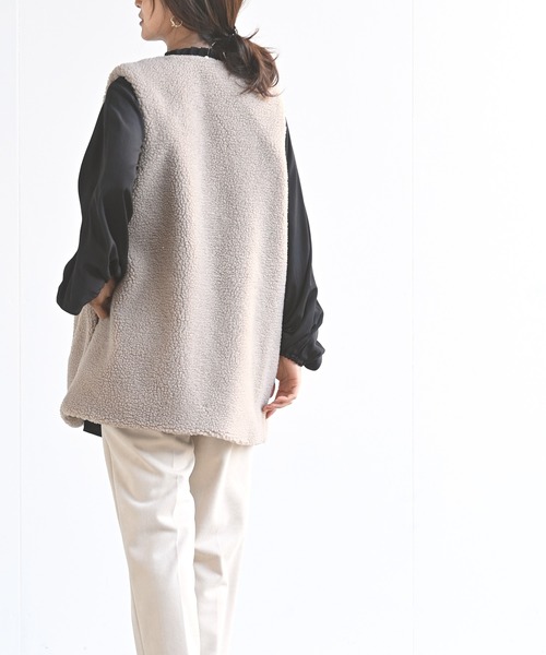 rps（アールピーエス）の「ボアチュニックロングベスト（ベスト・レディース・チャコールグレー/ベージュ・フリー）」の15枚目の写真