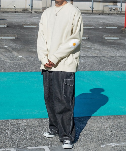 PairPair（ペアペア）の「セルフィープリントスウェット(ユニセックス)（スウェット・レディース・グリーン/ブラック/アイボリー・FREE）」の7枚目の写真