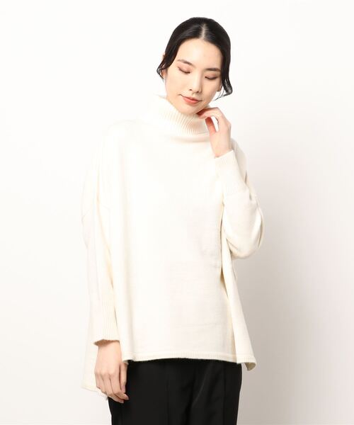 AMERICAN HOLIC（アメリカンホリック）の「タートルネックBIGニットプルオーバー（ニット/セーター・レディース・ブラック/ベージュ/ブルー/アイボリー・M/L）」の6枚目の写真