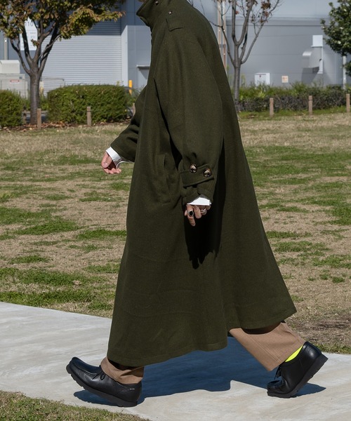 kutir（クティール）の「ミリタリーライクロングコート（ステンカラーコート・メンズ・ブラック/カーキ・MEDIUM/LARGE）」の15枚目の写真