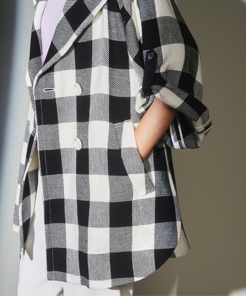 GRACE CLASS（グレースクラス）の「ビックチェックL/Cコート（ポンチョ・レディース・ブラック・36）」の8枚目の写真