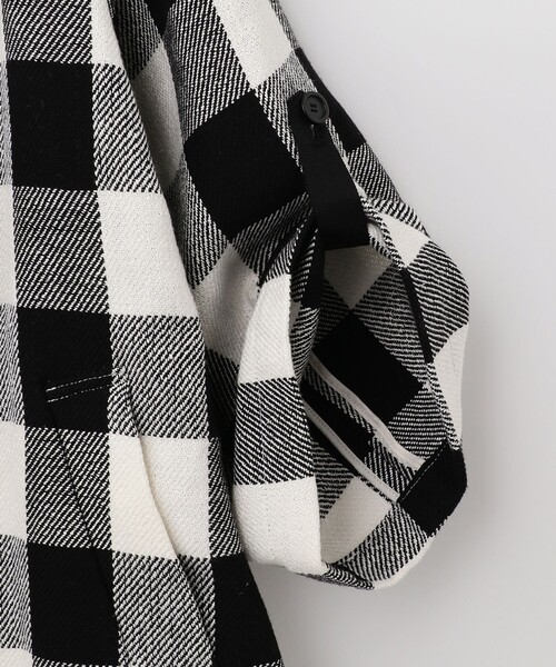 GRACE CLASS（グレースクラス）の「ビックチェックL/Cコート（ポンチョ・レディース・ブラック・36）」の18枚目の写真