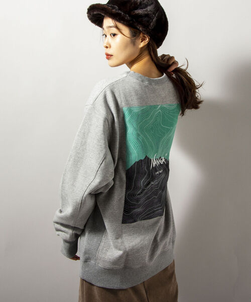 NANGA（ナンガ）の「【NANGA/ナンガ】GLOSTER別注 バックプリントスウェット（スウェット・メンズ・ホワイト/ライトグレー/ブラック・MEDIUM/LARGE）」の11枚目の写真