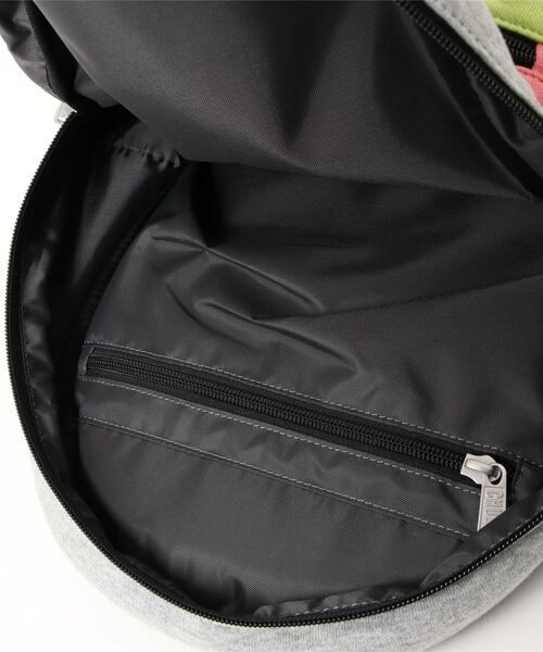 CHUMS（チャムス）の「【CHUMS/チャムス】Kds Classic Day Pack Sweat Nylon（バックパック/リュック・キッズ・その他1/ブラック系その他/その他・FREE）」の8枚目の写真
