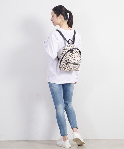 FILA(フィラ)の「FILA/フィラ モノグラム柄 ワッペン ブランド ロゴ ナイロン ミニ リュックサック バッグパック(バックパック/リュック・レディース・ブラック/ネイビー/ベージュ/オフホワイト・FREE)」の16枚目の写真