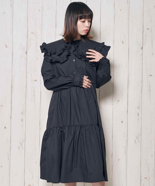 Clice de Paris(クリシェドゥパリス)の「K/フリル衿ワンピース(ワンピース・レディース・ホワイト/ブラック・ONESIZE)」の3枚目の写真