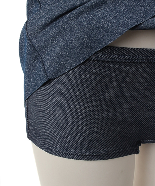 IRONY（アイロニー）の「ダブルフリル＆デニムキャミキニ 【水着】（水着・レディース・ターコイズブルー/ピンク/ネイビー・ONE SIZE）」の9枚目の写真