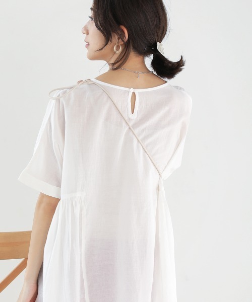 Bou Jeloud（ブージュルード）の「コットン100綿ボイルトップス（その他トップス・レディース・チャコールグレー/オフホワイト/グリーン/キャメル・FREE）」の9枚目の写真