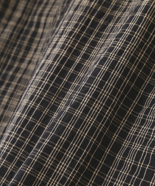 MHL.（エムエイチエル）の「COTTON LINEN CHECK（シャツ/ブラウス・レディース・ネイビー・1/2）」の4枚目の写真