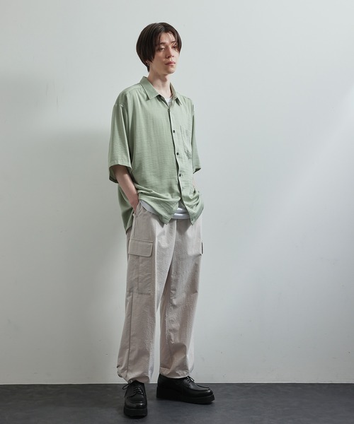 JUNRED(ジュンレッド)の「ドレープサテンレギュラーカラーシャツ(シャツ/ブラウス・メンズ・ブルー系その他4/ライトグレー/チャコールグレー/ライトグリーン・L/M/S)」の15枚目の写真