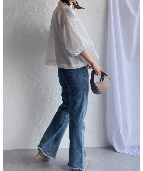 She's Closet（シーズクローゼット）の「リネンタッチバンドカラーボリュームスリーブショート丈半袖シャツ（シャツ/ブラウス・レディース・オフホワイト/ブラック/グレイッシュベージュ・FREE）」の6枚目の写真