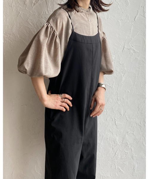 She's Closet（シーズクローゼット）の「リネンタッチバンドカラーボリュームスリーブショート丈半袖シャツ（シャツ/ブラウス・レディース・オフホワイト/ブラック/グレイッシュベージュ・FREE）」の7枚目の写真