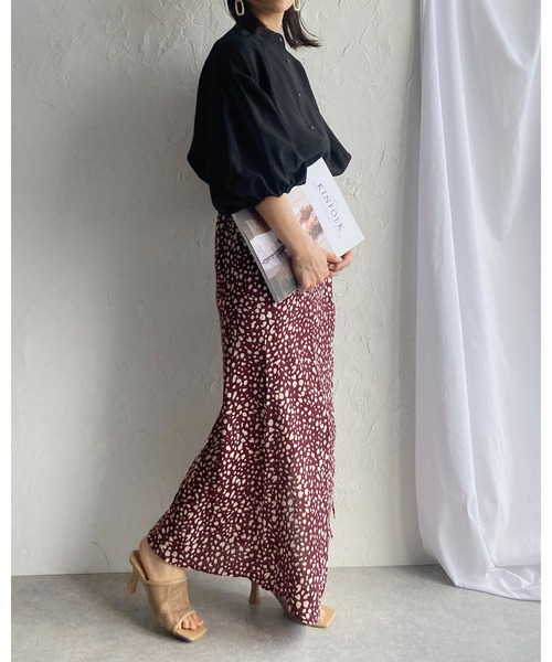 She's Closet（シーズクローゼット）の「リネンタッチバンドカラーボリュームスリーブショート丈半袖シャツ（シャツ/ブラウス・レディース・オフホワイト/ブラック/グレイッシュベージュ・FREE）」の21枚目の写真