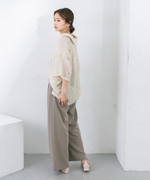 KBF（ケイビーエフ）の「エンブロイダリーワイドカラーシャツ（シャツ/ブラウス・レディース・ネイビー/アイボリー・ONE）」の18枚目の写真