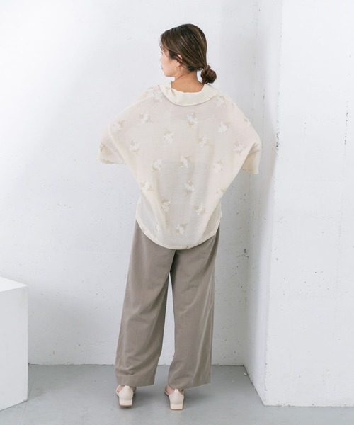 KBF（ケイビーエフ）の「エンブロイダリーワイドカラーシャツ（シャツ/ブラウス・レディース・ネイビー/アイボリー・ONE）」の7枚目の写真