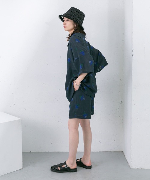 KBF（ケイビーエフ）の「エンブロイダリーワイドカラーシャツ（シャツ/ブラウス・レディース・ネイビー/アイボリー・ONE）」の19枚目の写真