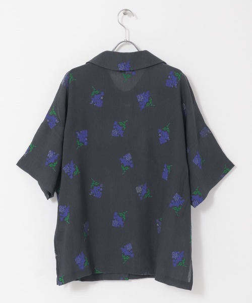 KBF（ケイビーエフ）の「エンブロイダリーワイドカラーシャツ（シャツ/ブラウス・レディース・ネイビー/アイボリー・ONE）」の21枚目の写真