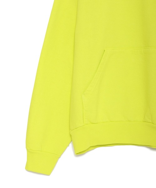 TATRAS CONCEPT STORE（タトラスコンセプトストア）の「LOCAL AUTHORITY(ローカルオーソリティー) LA SLASH HOODED FLEECE（パーカー・メンズ・イエロー・L）」の4枚目の写真