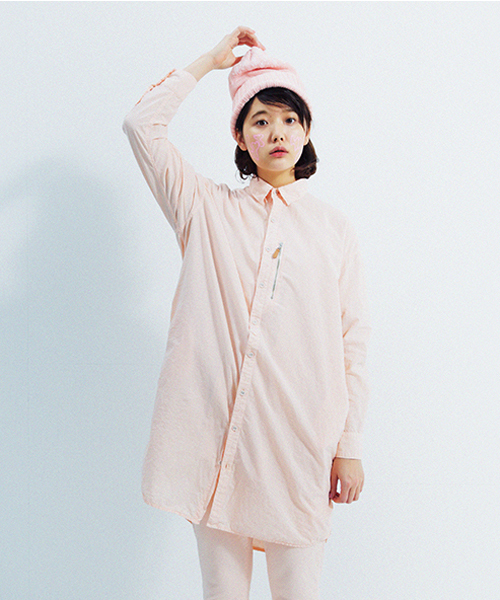 STORAMA（ストラマ）の「製品染ビッグシャツ（シャツ/ブラウス・レディース・アイボリー/ブラック/グレー/ライラック/イエロー/キャメル/ピンク/カーキ/ミント/ブルー・SMALL/MEDIUM）」の10枚目の写真