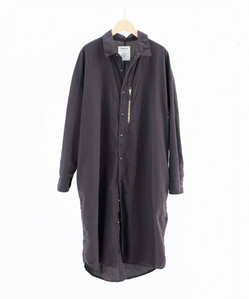 STORAMA（ストラマ）の「製品染ビッグシャツ（シャツ/ブラウス・レディース・アイボリー/ブラック/グレー/ライラック/イエロー/キャメル/ピンク/カーキ/ミント/ブルー・SMALL/MEDIUM）」の2枚目の写真