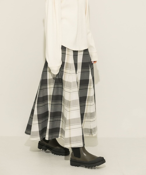 KBF（ケイビーエフ）の「BIGチェックフレアスカート（スカート・レディース・ブラック系その他/グリーン系その他/パープル系その他・ONE）」の16枚目の写真