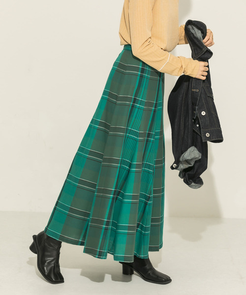 KBF（ケイビーエフ）の「BIGチェックフレアスカート（スカート・レディース・ブラック系その他/グリーン系その他/パープル系その他・ONE）」の17枚目の写真