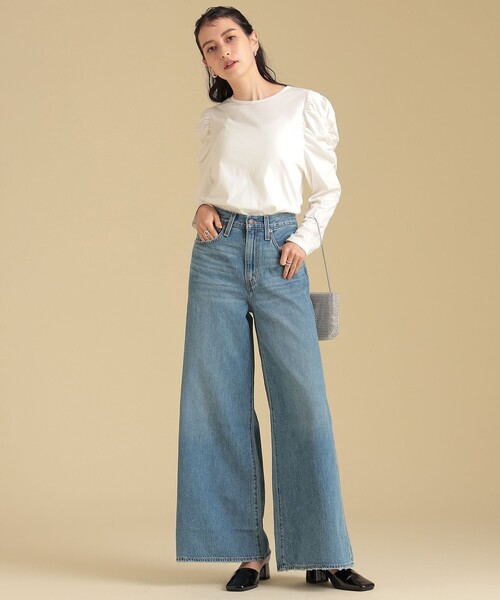 Ray BEAMS(レイビームス)の「Ray BEAMS / ギャザー ボリューム スリーブ Tシャツ(Tシャツ/カットソー・レディース・イエロー系その他5/ホワイト/ブラック・ONE SIZE)」の4枚目の写真