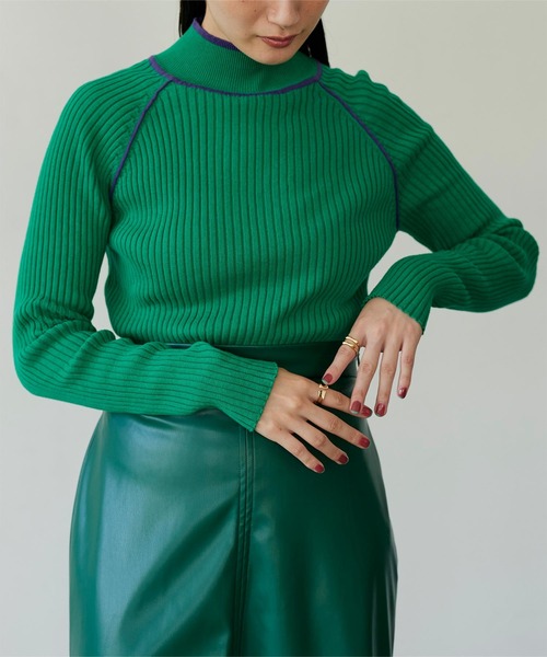 miette（ミエット）の「ハイネック配色ラインリブニット（ニット/セーター・レディース・ライトグレー/オレンジ/グリーン/ブルー・FREE）」の5枚目の写真