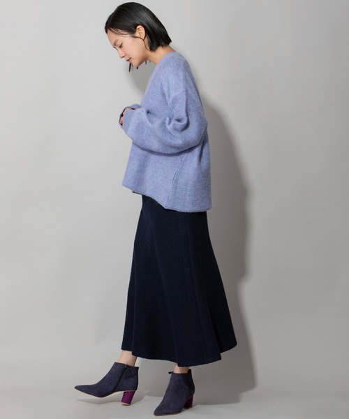 Munich(ミューニック)の「モヘアスレッドニッティグVネックプルオーバー(ニット/セーター・レディース・ベージュ/パープル/グレー・FREE)」の5枚目の写真