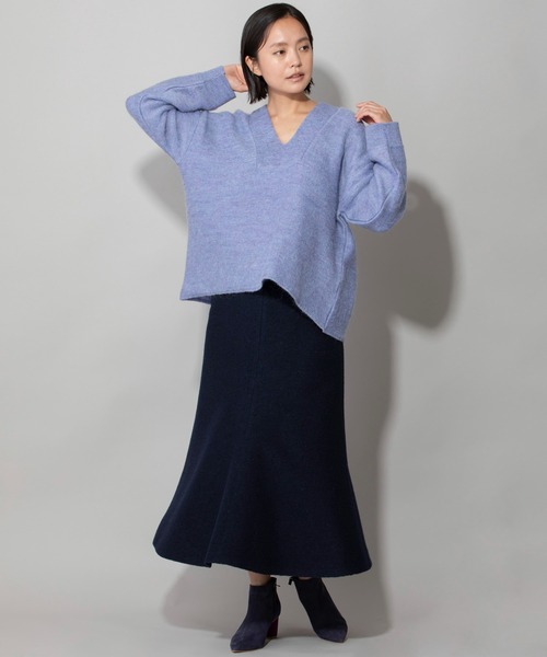 Munich(ミューニック)の「モヘアスレッドニッティグVネックプルオーバー(ニット/セーター・レディース・ベージュ/パープル/グレー・FREE)」の4枚目の写真