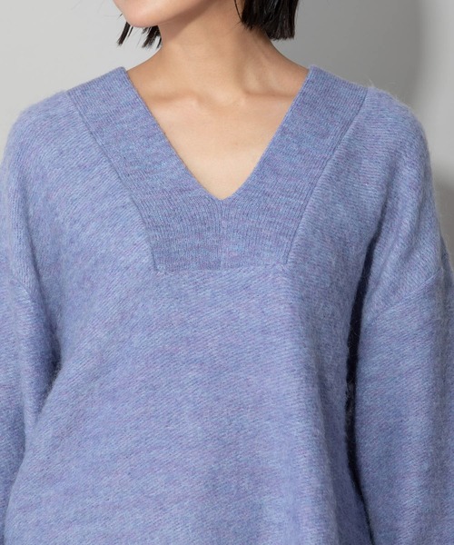 Munich(ミューニック)の「モヘアスレッドニッティグVネックプルオーバー(ニット/セーター・レディース・ベージュ/パープル/グレー・FREE)」の10枚目の写真