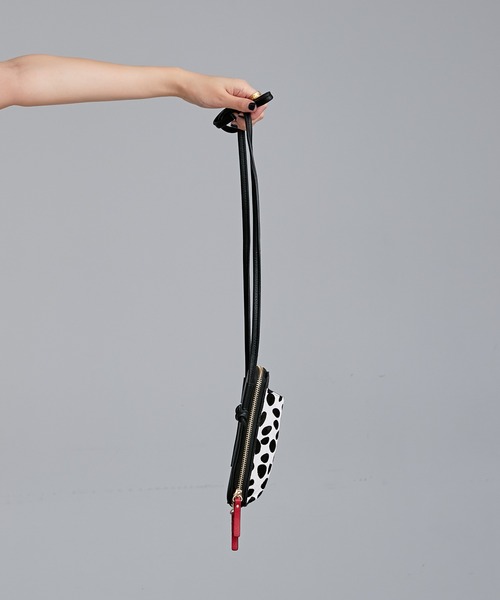 Pal collection（パルコレクション）の「ハラコ風ウォレットスマホポーチ（ショルダーバッグ・レディース・ブラウン/ホワイト・FREE）」の5枚目の写真